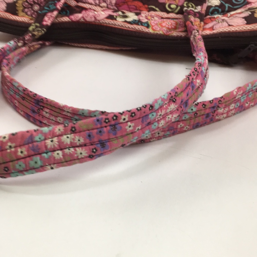 Nice Vera Bradley Floral Quilted Bag - Picture 6 of 6